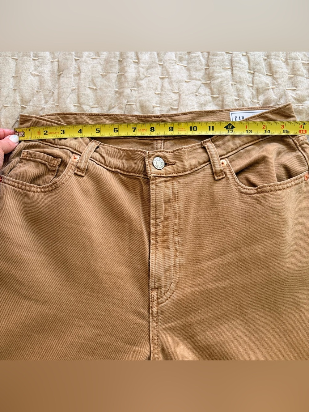 GAP Baggy Mid Rise Pants in Camel - Picture 3 of 5